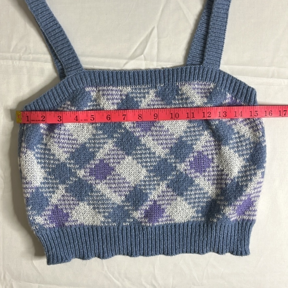 ⭐️ NWOT- Plaid knit crop tank top- size large - Picture 3 of 6